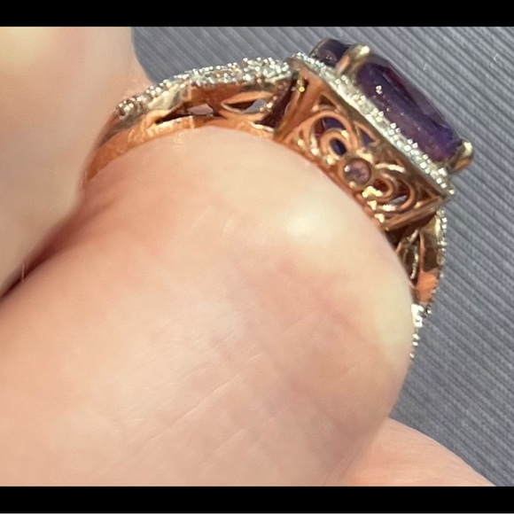 β¨ HP β¨ Amethyst Ring β¨ w/ Real Diamonds β¨ - Picture 9 of 9